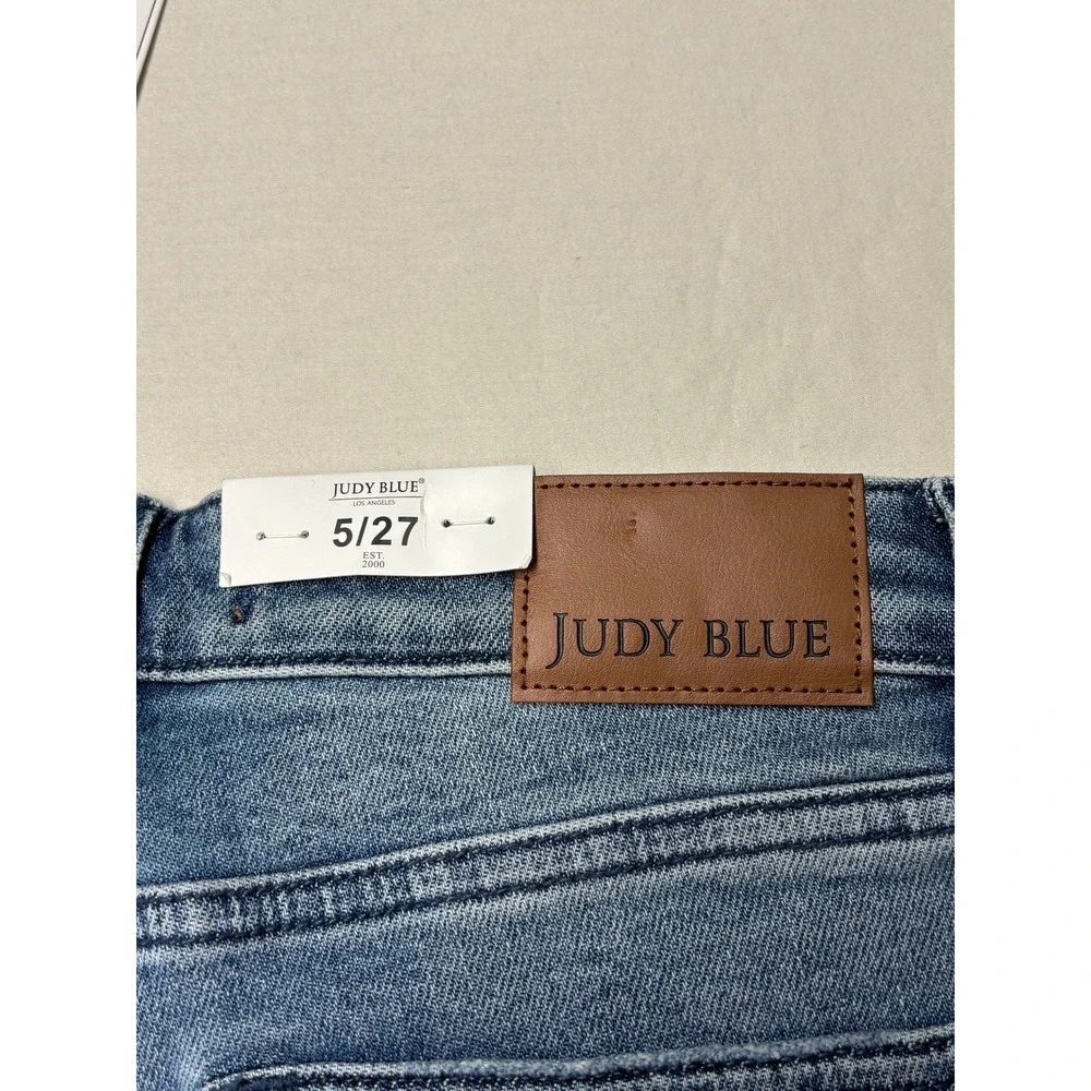NWT Judy Blue Dad Jeans Mid Rise Medium Blue‎ Distressed MD Womens Size 5/27 L31